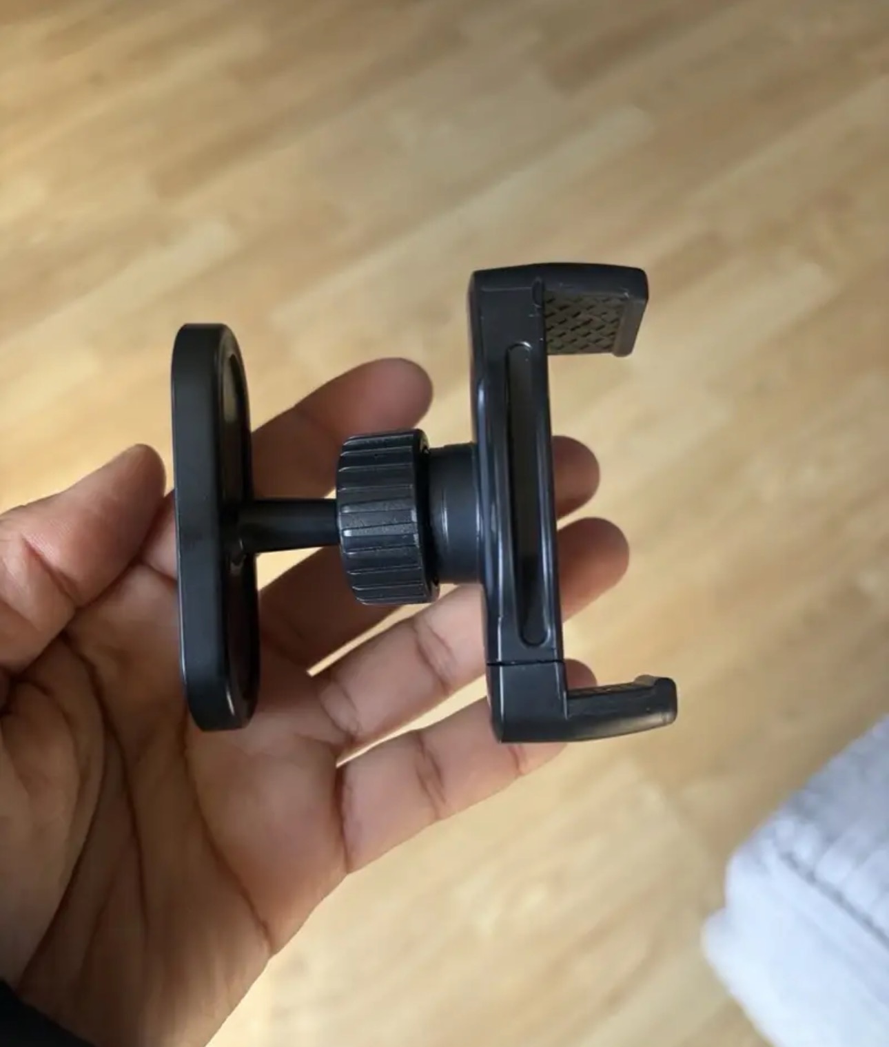 ForgeMount Pro™ in use — Sipho K.